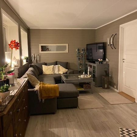 Lyngen, Mackay Appartment, Lyngen Lyngseidet Extérieur photo