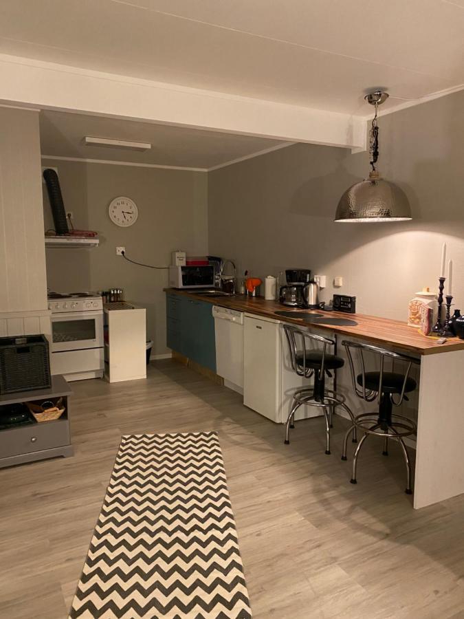 Lyngen, Mackay Appartment, Lyngen Lyngseidet Extérieur photo